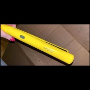 Drybar 1 inch straightner